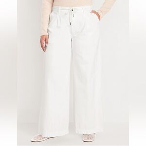 NWT- Old Navy -28+. Super Wide Leg Drawstring Drapey Jean